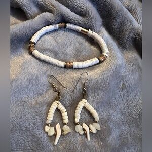 Bone Carved Bird Pierced Earrings & Stretch Bracelet, good condition